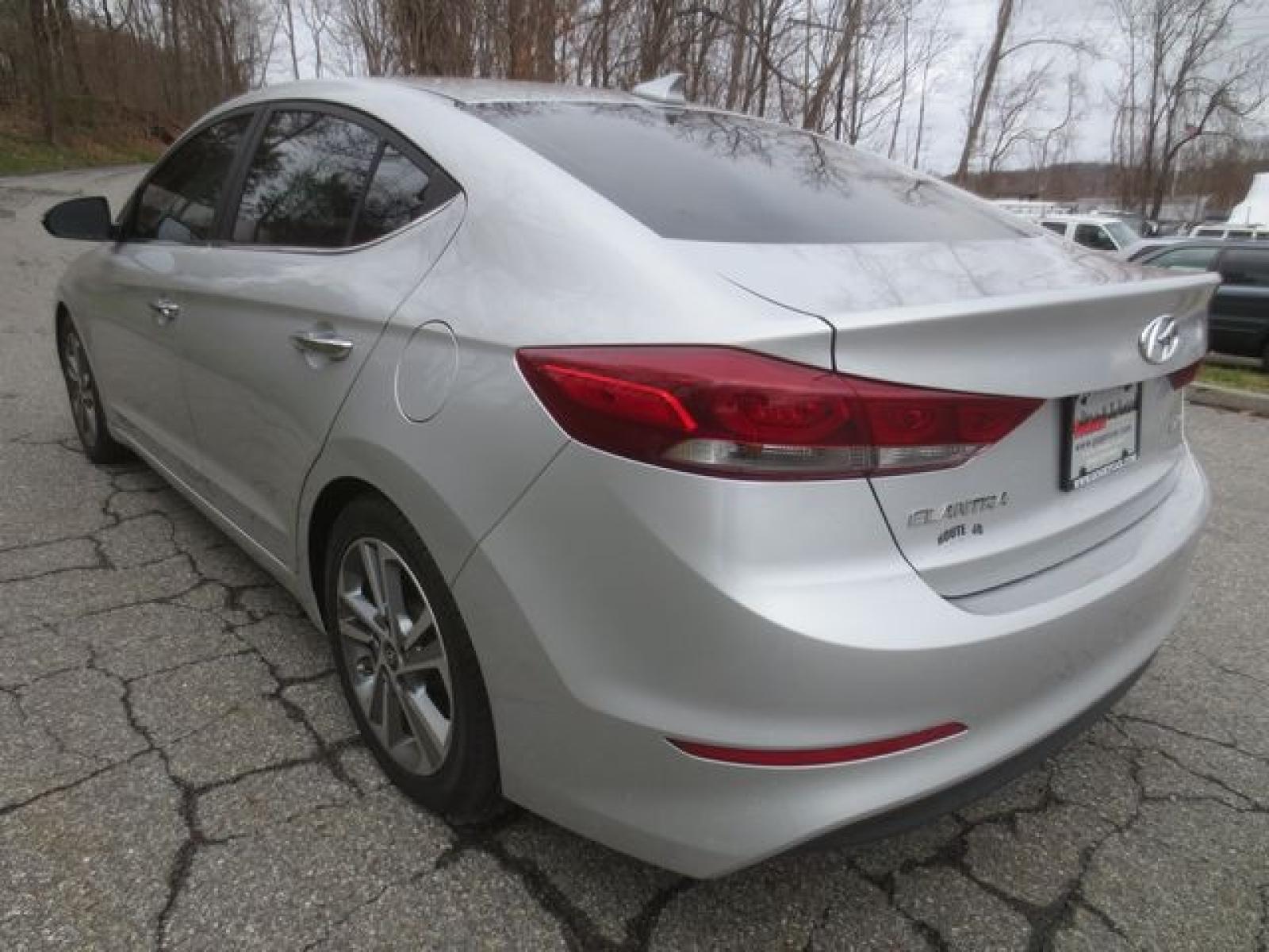 2017 Silver /GRAY Hyundai Elantra Limited (KMHD84LF6HU) with an 1.8 L 4-cylinder DOHC 16V engine, Automatic transmission, located at 270 US Route 6, Mahopac, NY, 10541, (845) 621-0895, 41.349022, -73.755280 - Photo #4
